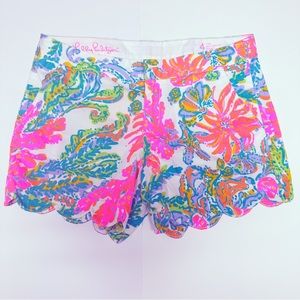 LILLY PULITZER size 4 Buttercup Shorts EUC
